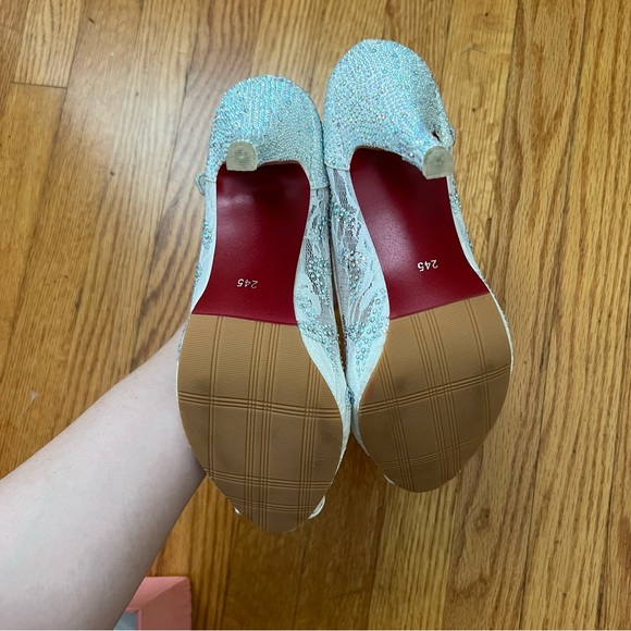 Cinderella Butterfly lace & Crystal Wedding/Cosplay Heels - Picture 4 of 10